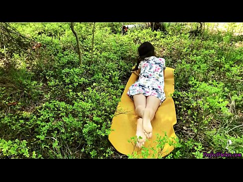 ❤️ Stranger on Tinder Masturbates My Pussy and Fucks Passionately in the woods (En främling på Tinder onanerar min fitta och knullar passionerat i skogen) ❤ Sluts at sv.newsexxxx.ru ❌️
